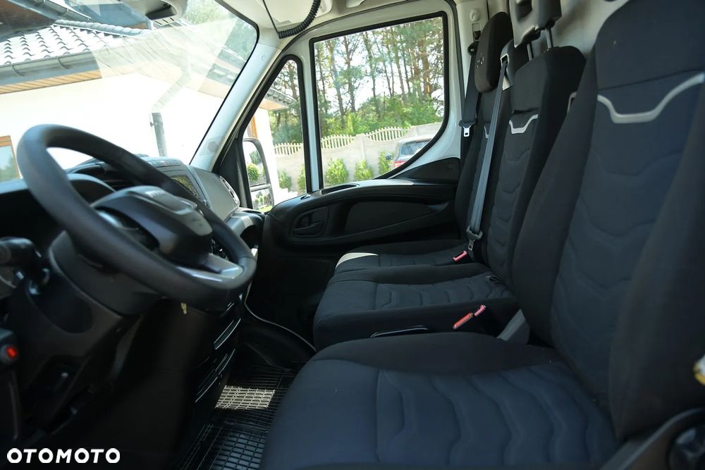 Iveco DAILY 35-180 * 3.0 Diesel 180KM * CHŁODNIA CARRIER XARIOS 500 * SUPER STAN! - 23