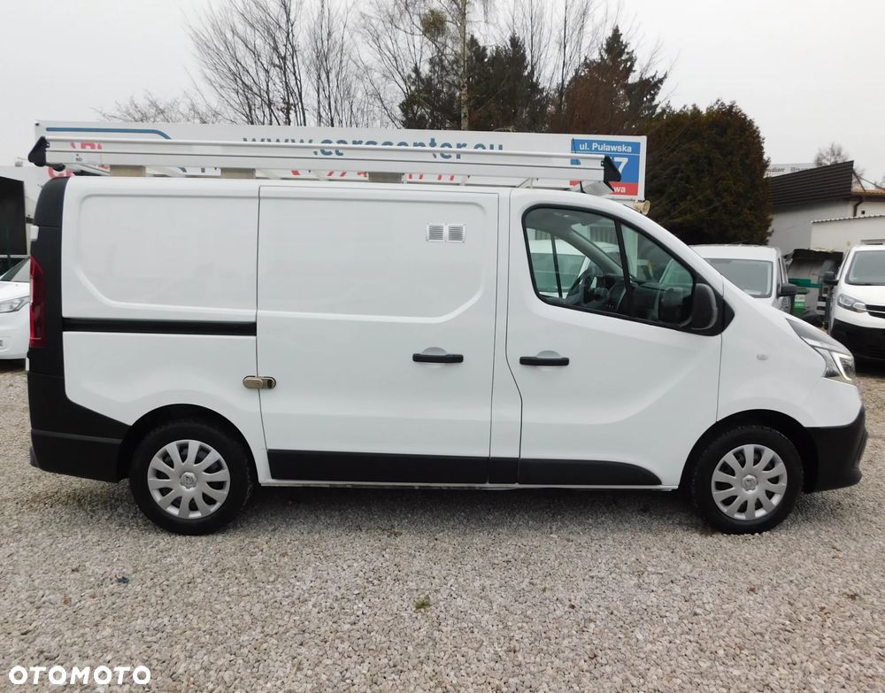 Renault Trafic - 16