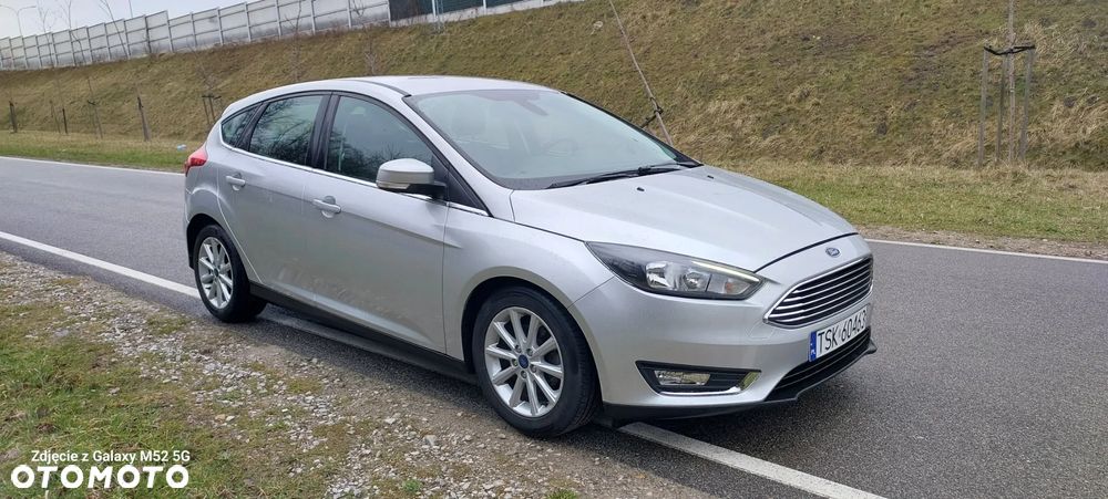 Ford Focus 1.6 TDCi DPF SYNC Edition - 4