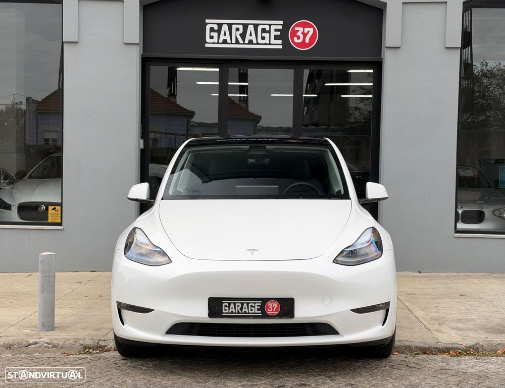 Tesla Model Y Long Range Dual Motor AWD - 2