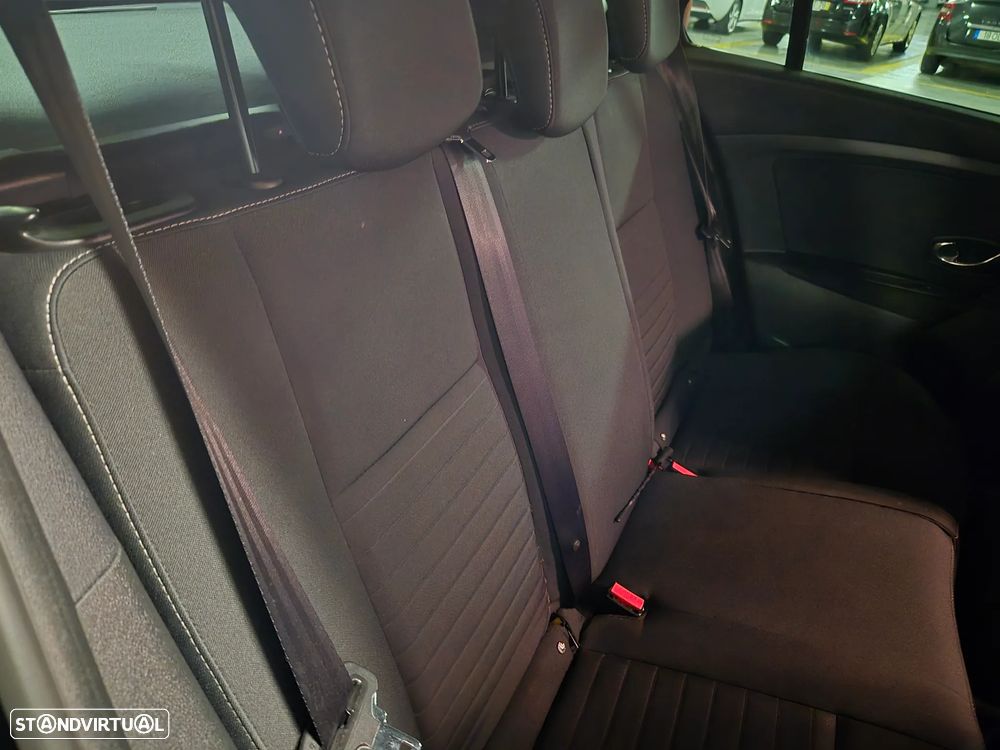 Renault Mégane Sport Tourer 1.5 dCi Limited SS - 35