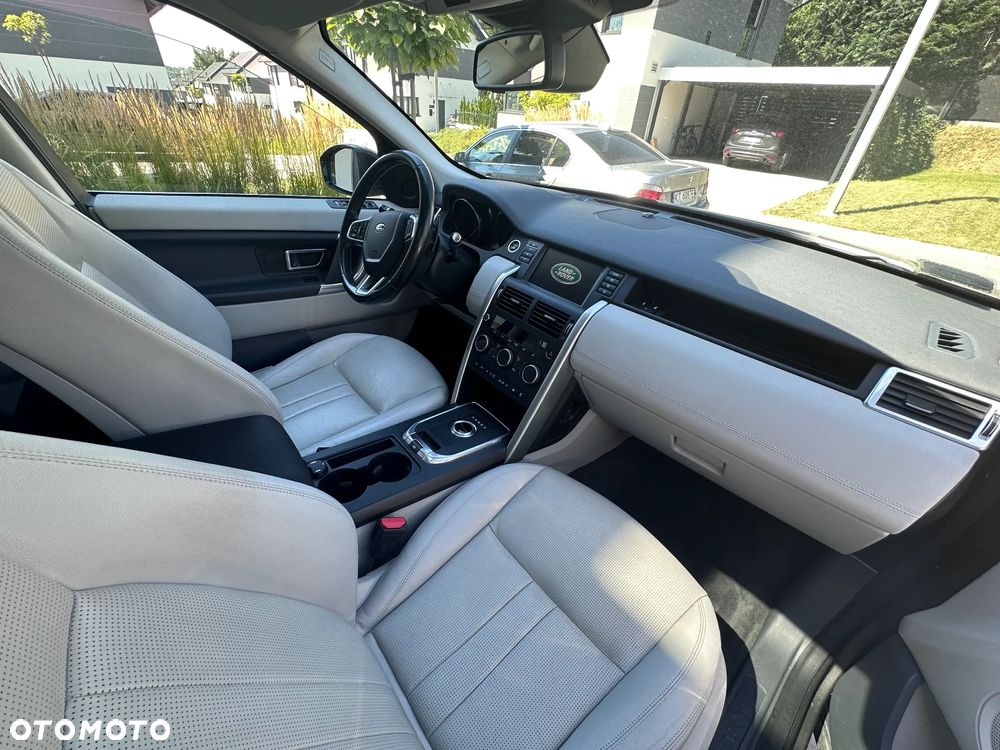 Land Rover Discovery Sport 2.0 Si4 SE - 8