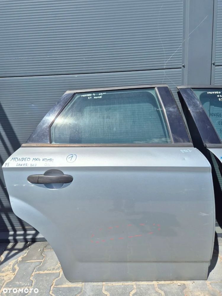 FORD MONDEO MK4 DRZWI / KLAPA / ZDERZAK / BŁOTNIK - 2