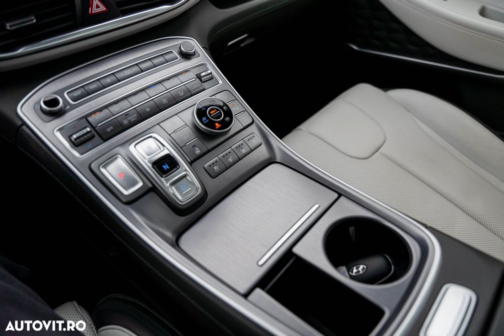 Hyundai Santa Fe 1.6 Plugin-Hybrid 4WD Signature - 27