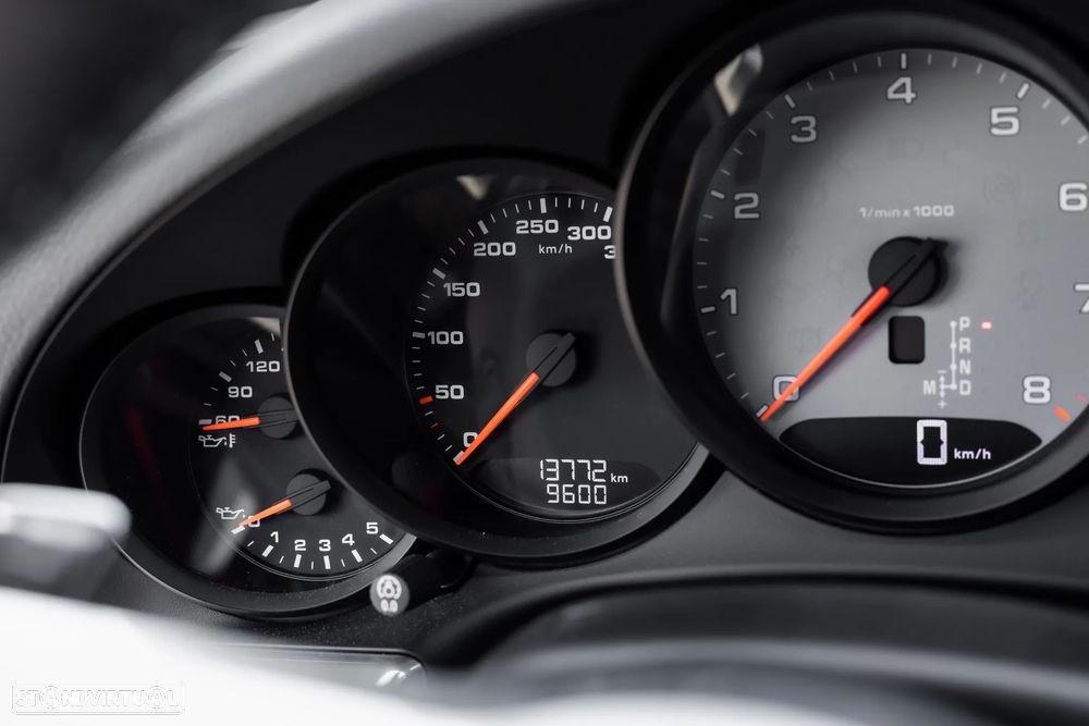 Porsche 911 (991) Carrera 4 S PDK - 18