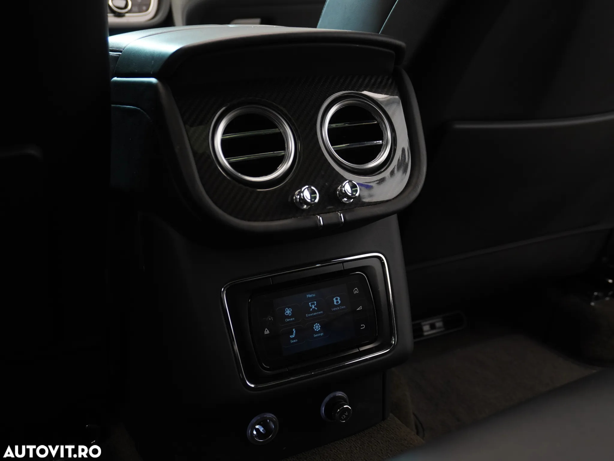 Bentley Bentayga - 18