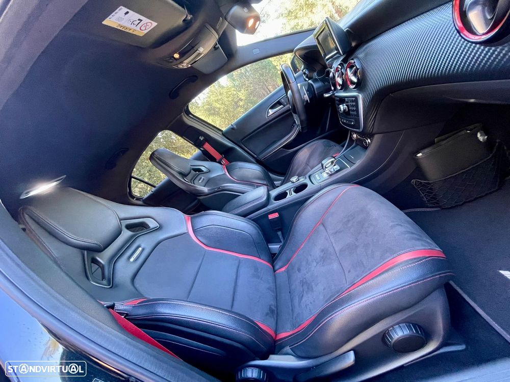 Mercedes-Benz A 45 AMG 4-Matic - 16