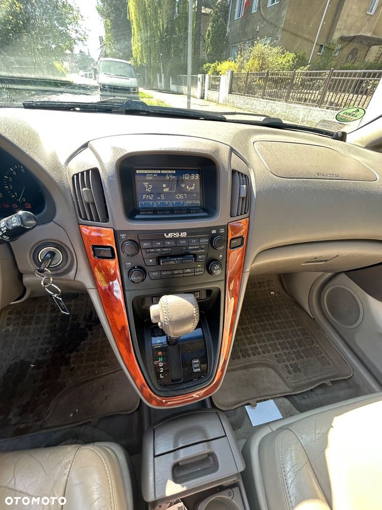 Lexus RX - 11