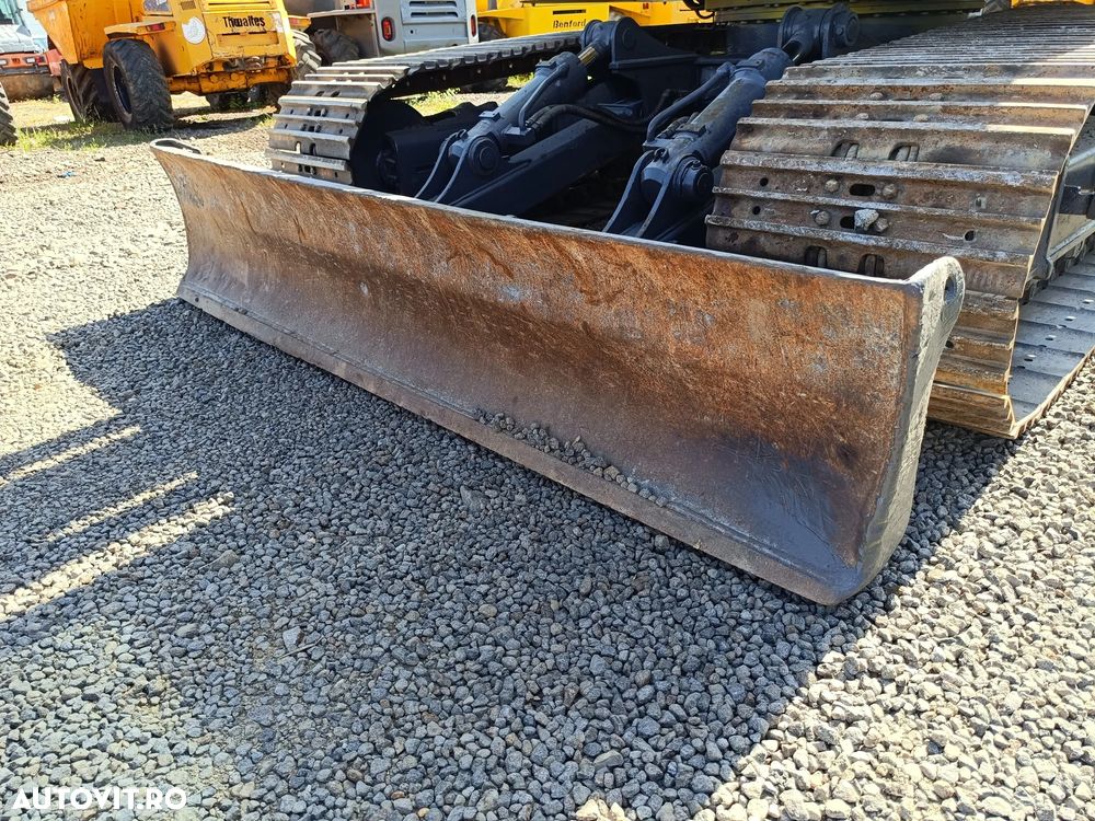 New Holland E135 SR - 10