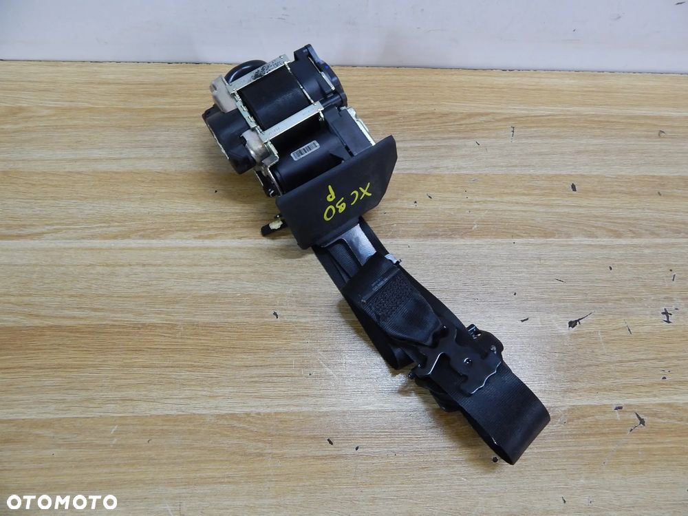 Pas bezpieczeństwa prawy przód VOLVO XC90 II 15-23 39841611 Łuków części - 1