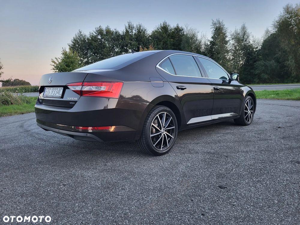 Skoda Superb 2016 photo 3