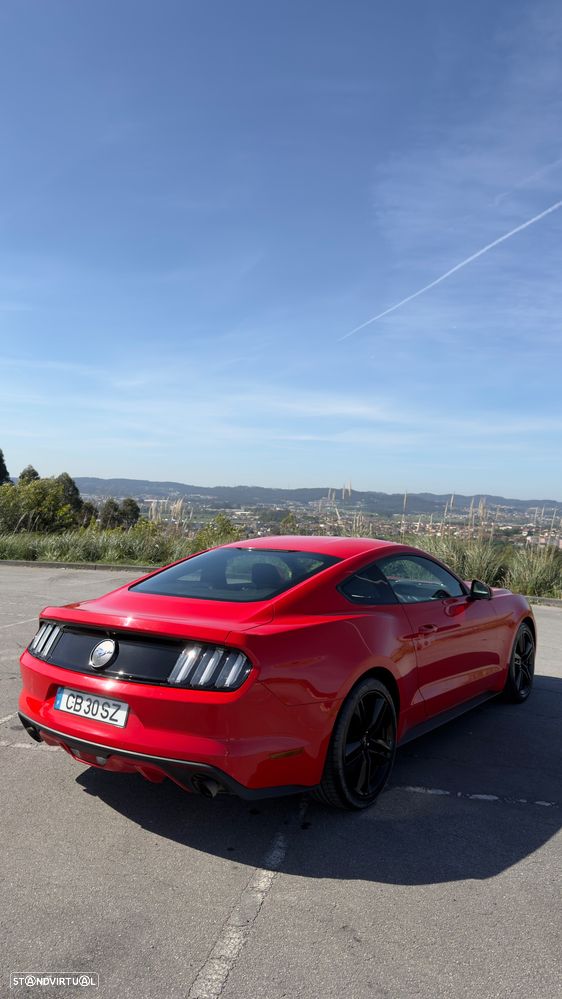 Ford Mustang 2.3 Eco Boost - 49