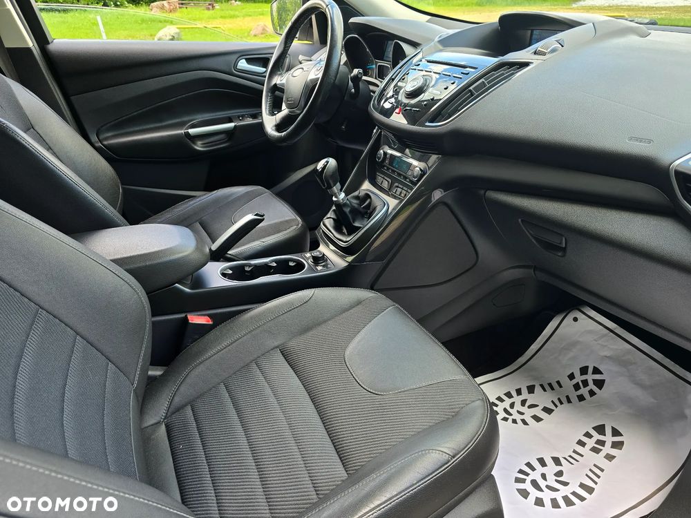 Ford Kuga 2.0 TDCi 4WD Titanium - 19