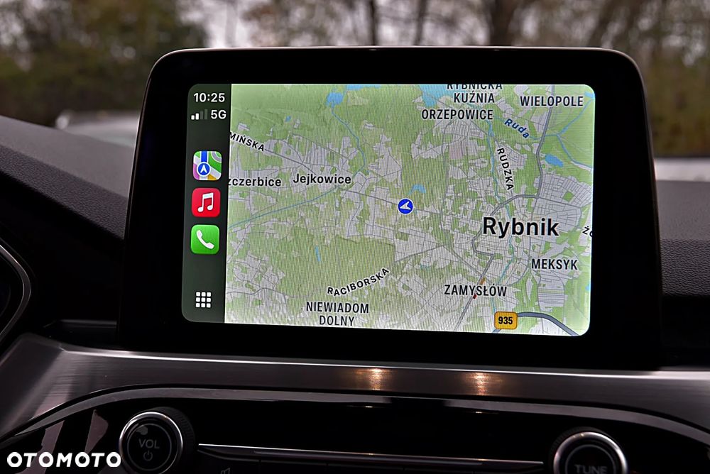 Ford Kuga 2.5 FHEV FWD Titanium - 34