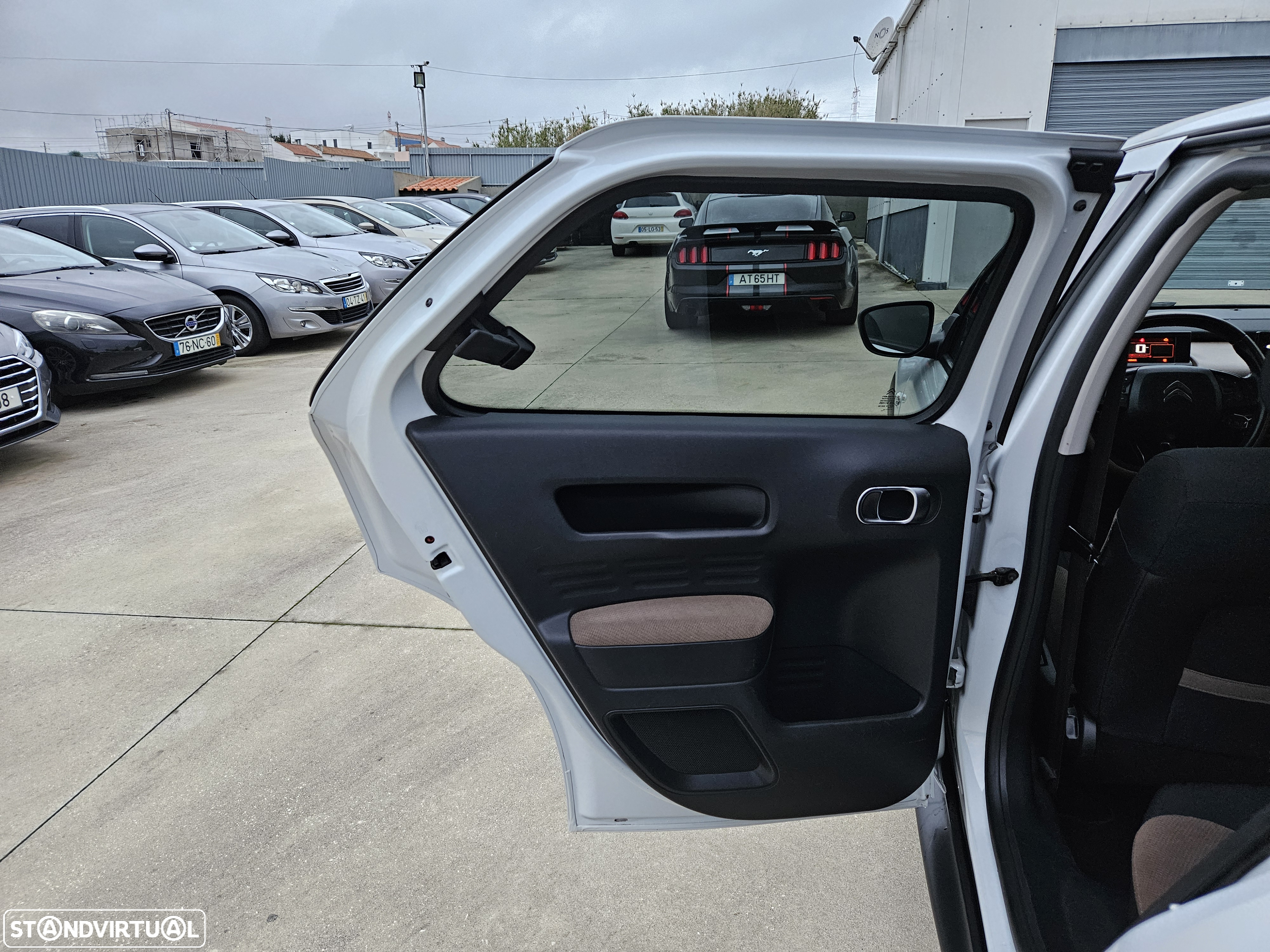 Citroën C4 Cactus 1.6 BlueHDi Shine Ed.Moonlight - 19