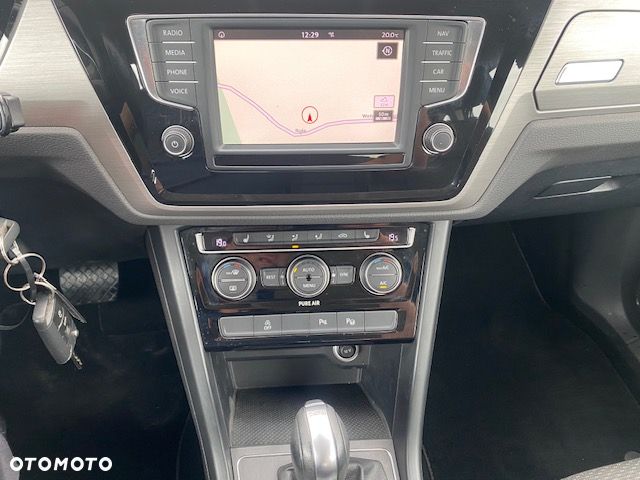 Volkswagen Touran 1.4 TSI BMT Comfortline DSG - 17