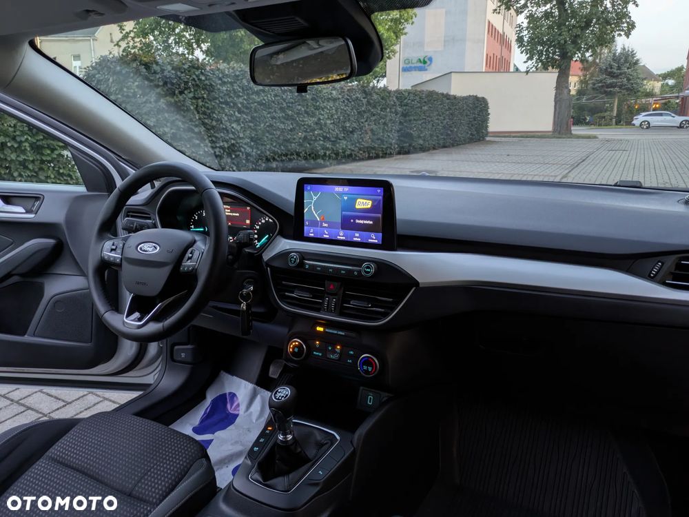 Ford Focus 1.5 EcoBlue Start-Stopp-System COOL&CONNECT DESIGN - 29