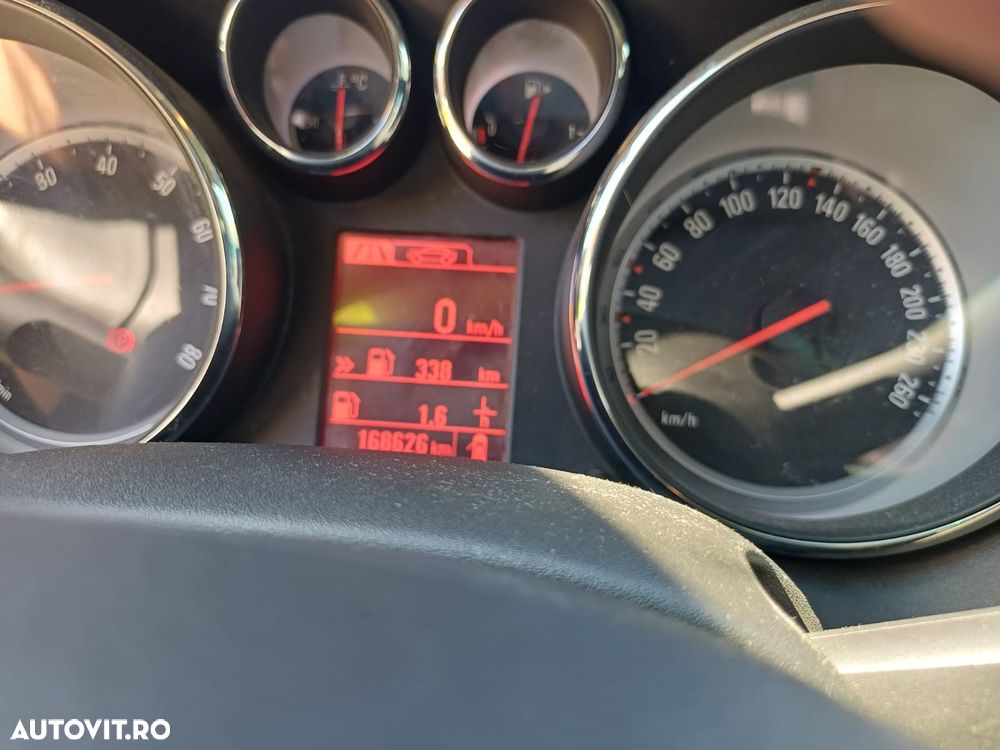 Opel Astra 1.4 ECOTEC Turbo Cosmo - 2