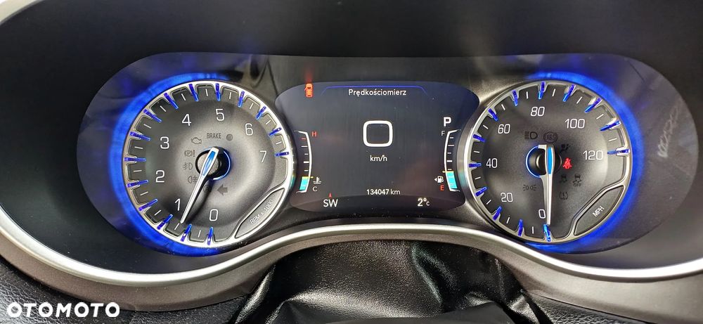 Chrysler Pacifica - 15
