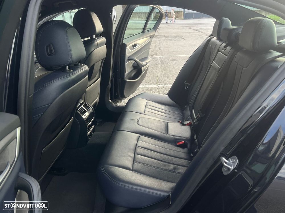 BMW 530 e iPerformance Pack M - 13