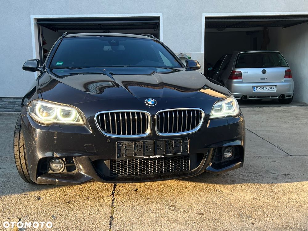 BMW Seria 5 525d Touring - 2
