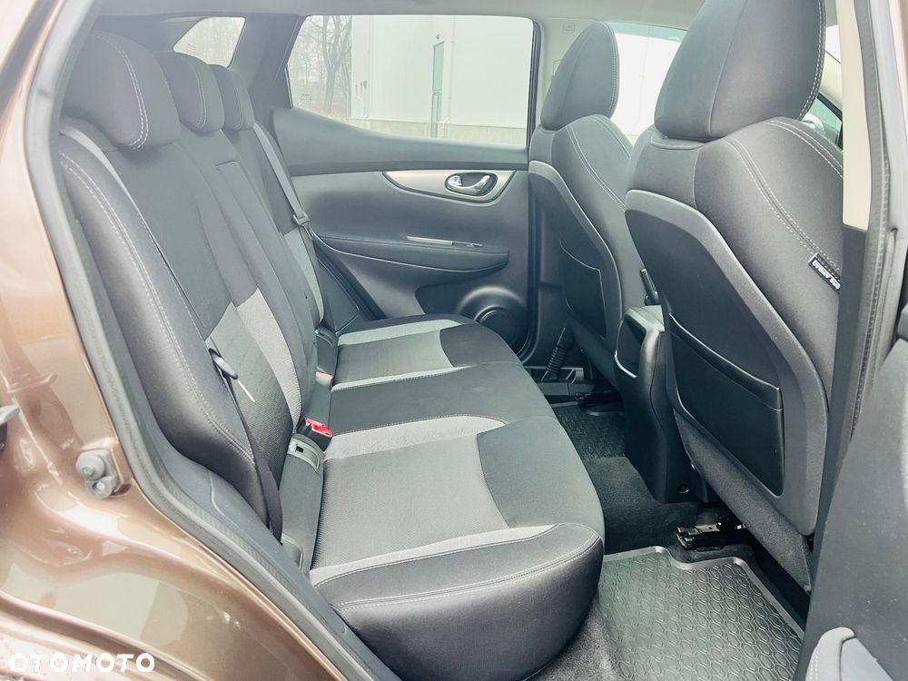 Nissan Qashqai 1.2 DIG-T N-Connecta - 31