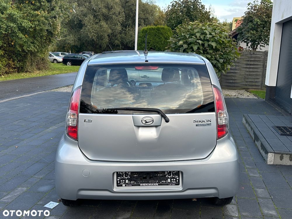 Daihatsu Sirion 1.3 - 11