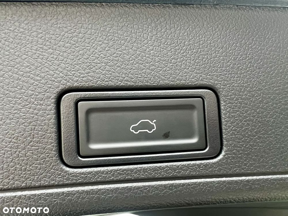 Chery Tiggo 8 1.6 T-GDI Prestige DCT - 34