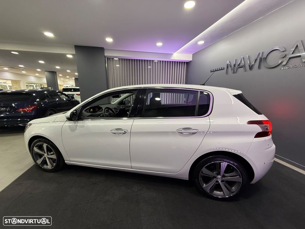 Peugeot 308 1.2 PureTech Allure Full LED - 19