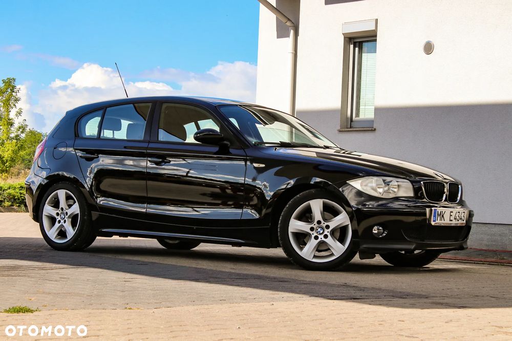 BMW Seria 1 120d DPF - 13