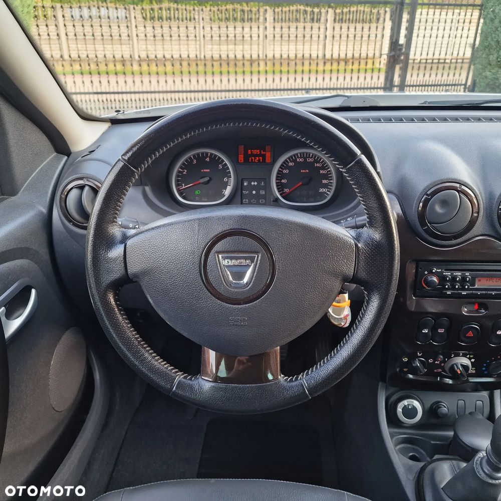 Dacia Duster 1.6 16V 105 4x4 Prestige - 10