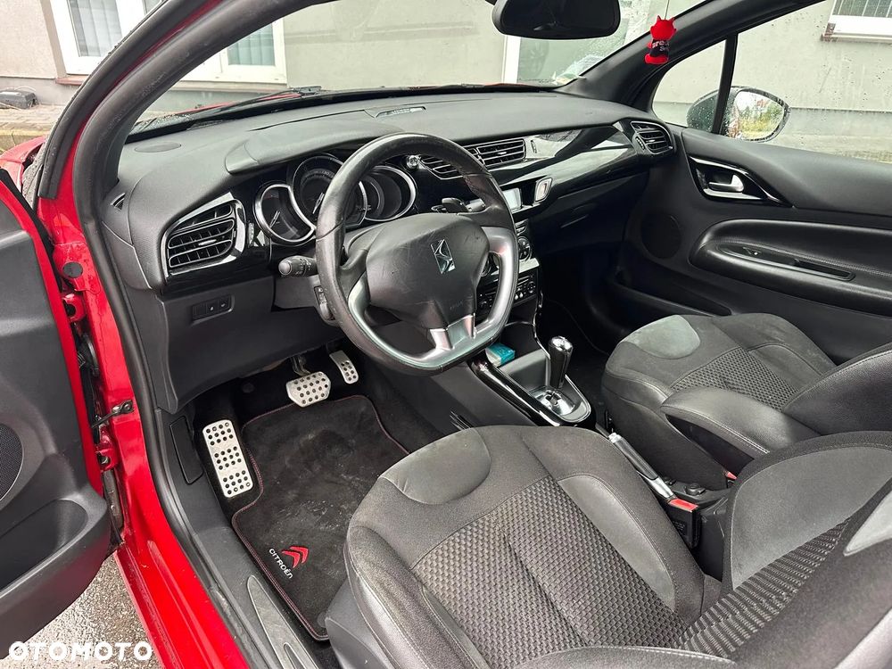 Citroën DS3 Cabrio e-HDi 90 FAP EGS6 SoChic - 17