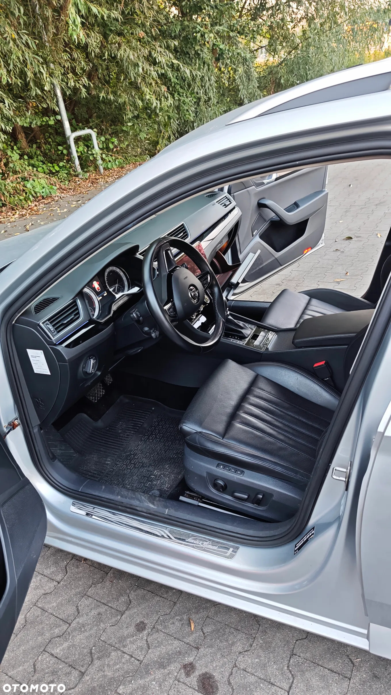 Skoda Superb 1.8 TSI L&K DSG - 10