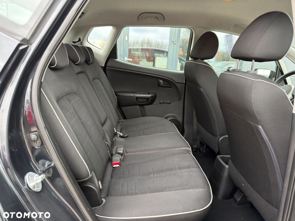 Kia Venga 1.4 CVVT Attract - 29