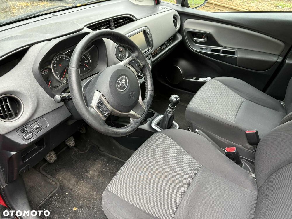 Toyota Yaris 1.33 Premium EU6 - 8