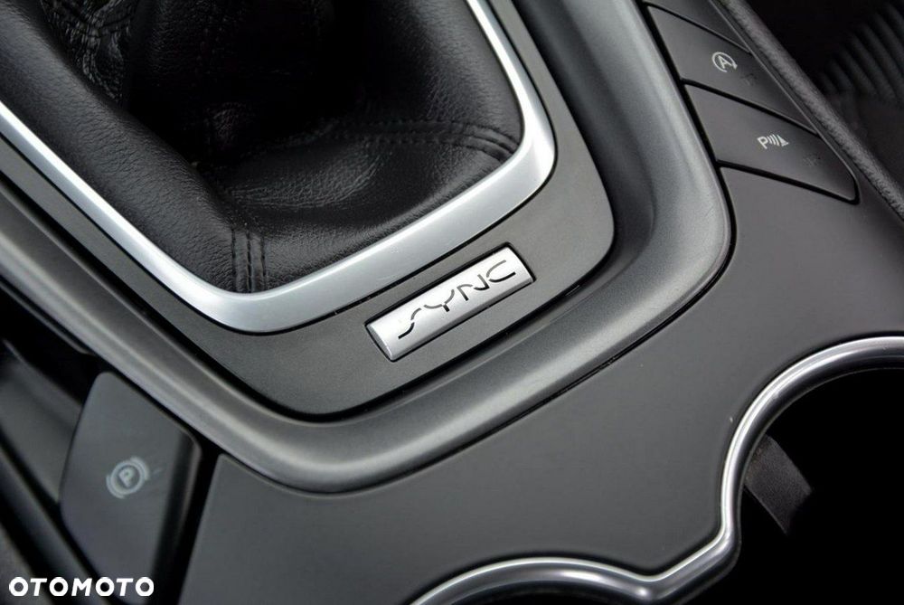 Ford Mondeo - 33