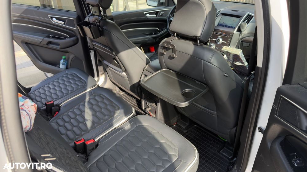 Ford S-Max - 10