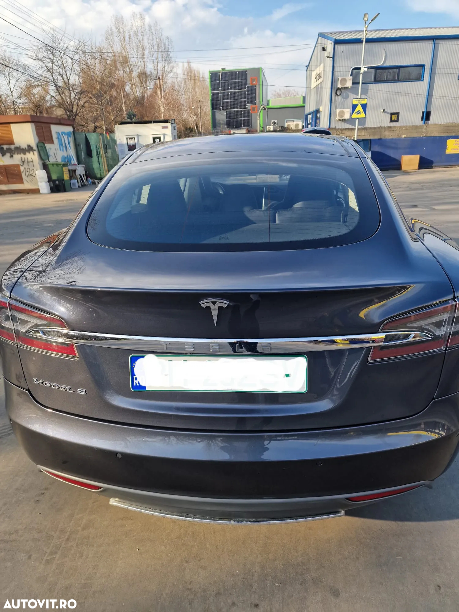 Tesla Model S Standard - 6