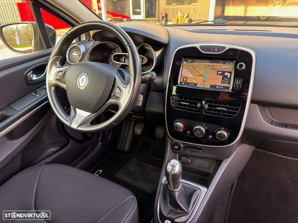 Renault Clio 1.5 dCi Limited EDition - 17