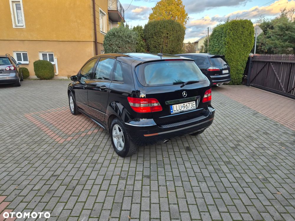 Mercedes-Benz Klasa B - 24