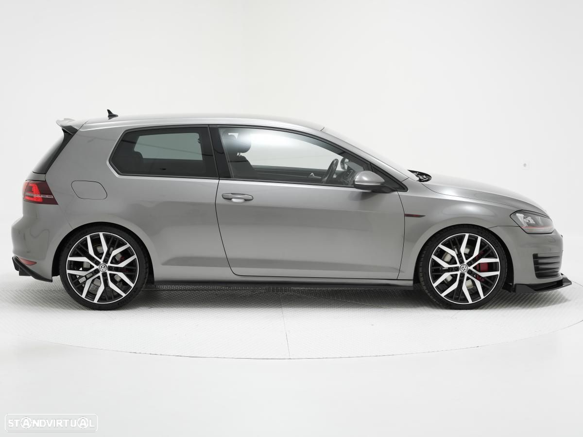 VW Golf 2.0 TSi GTi DSG Performance - 2