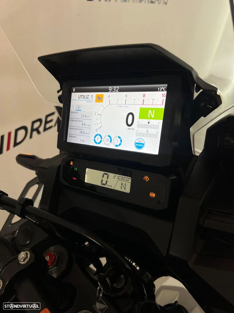 Honda Africa Twin 1100 - 8