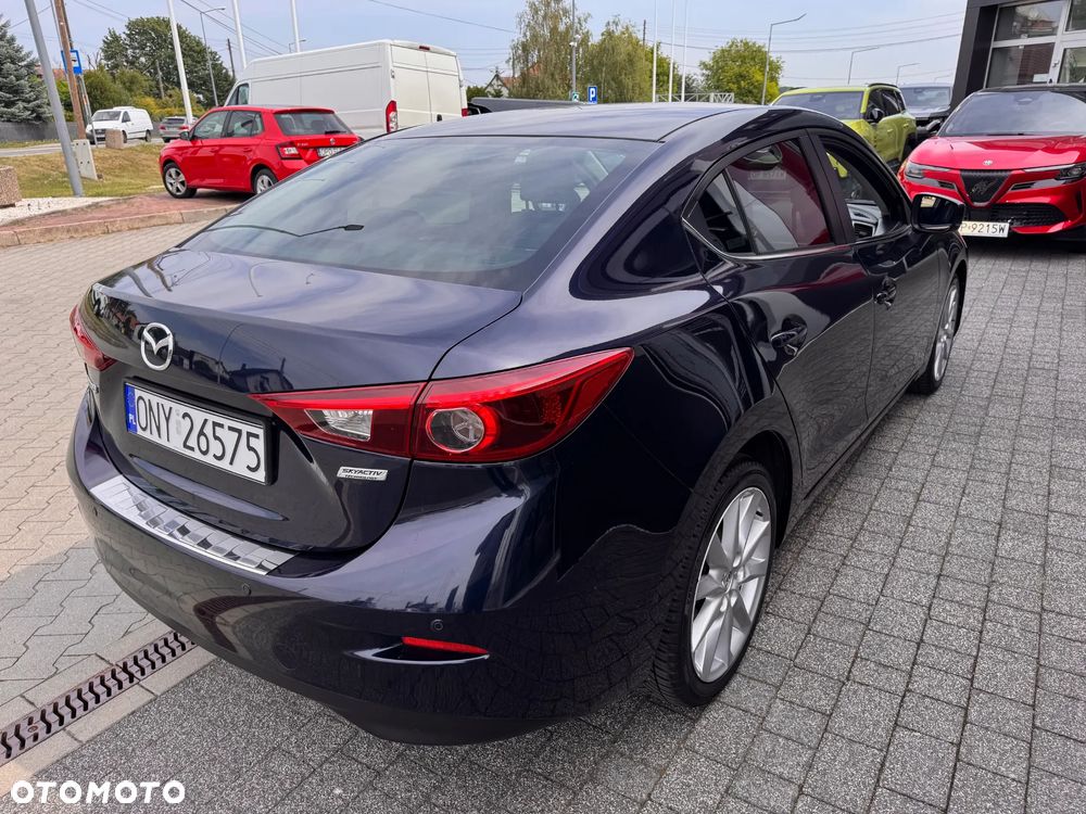Mazda 3 - 3