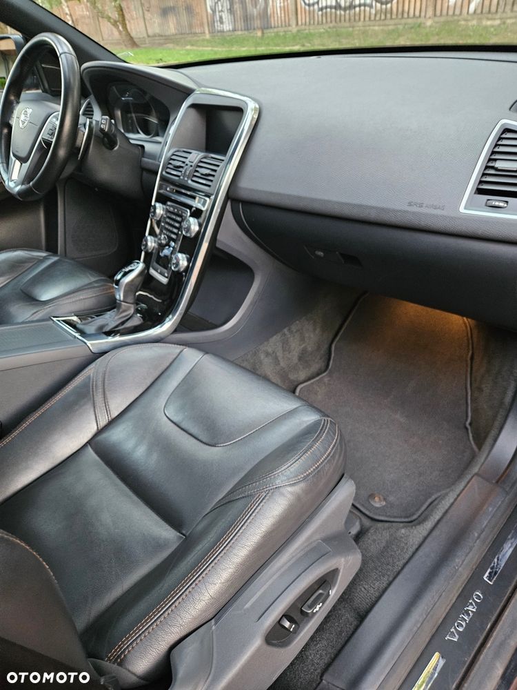 Volvo XC 60 - 13