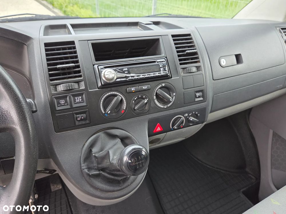 Volkswagen Caravelle L1 Comfortline - 8