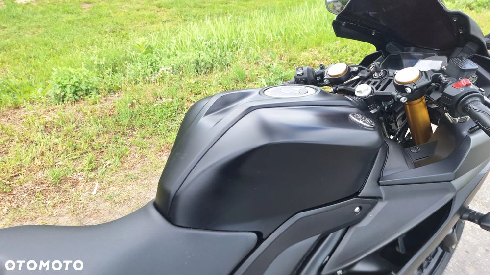 Yamaha YZR - 10