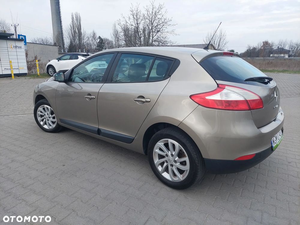Renault Megane 1.6 16V 110 Paris - 10