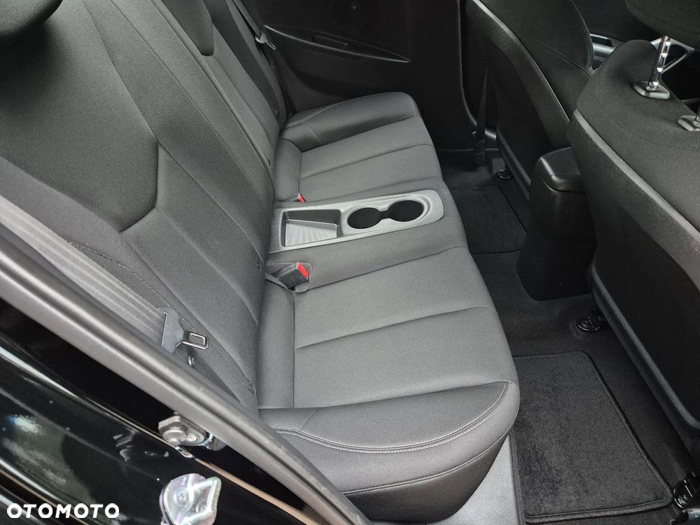 Hyundai Veloster 1.6 GDI Style - 20