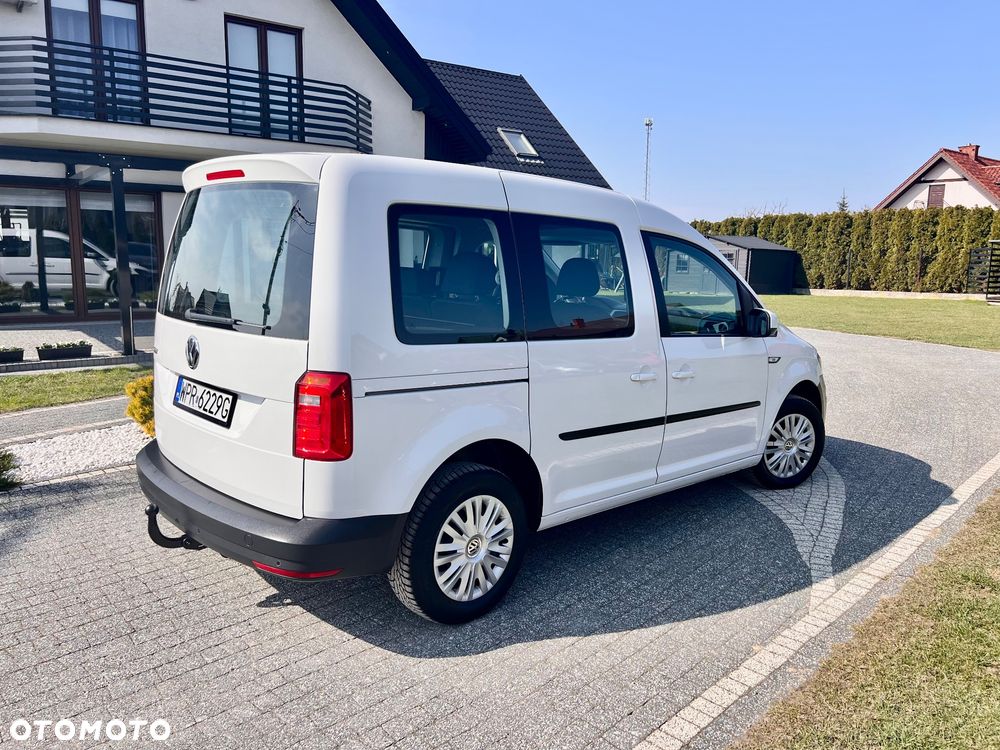 Volkswagen Caddy 2.0 TDI Comfortline - 24