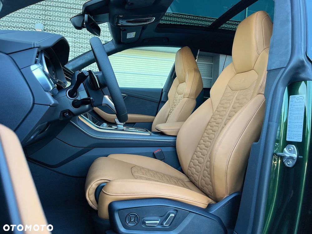 Audi RS Q8 - 4